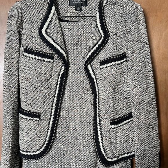 St. John Couture 2 piece Business Suit - Picture 2 of 6